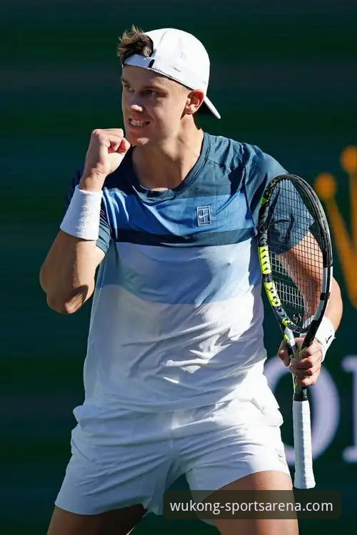 在沙漠风暴中追踪网球巨星：印第安维尔斯大师赛观赛与信息获取完整指南